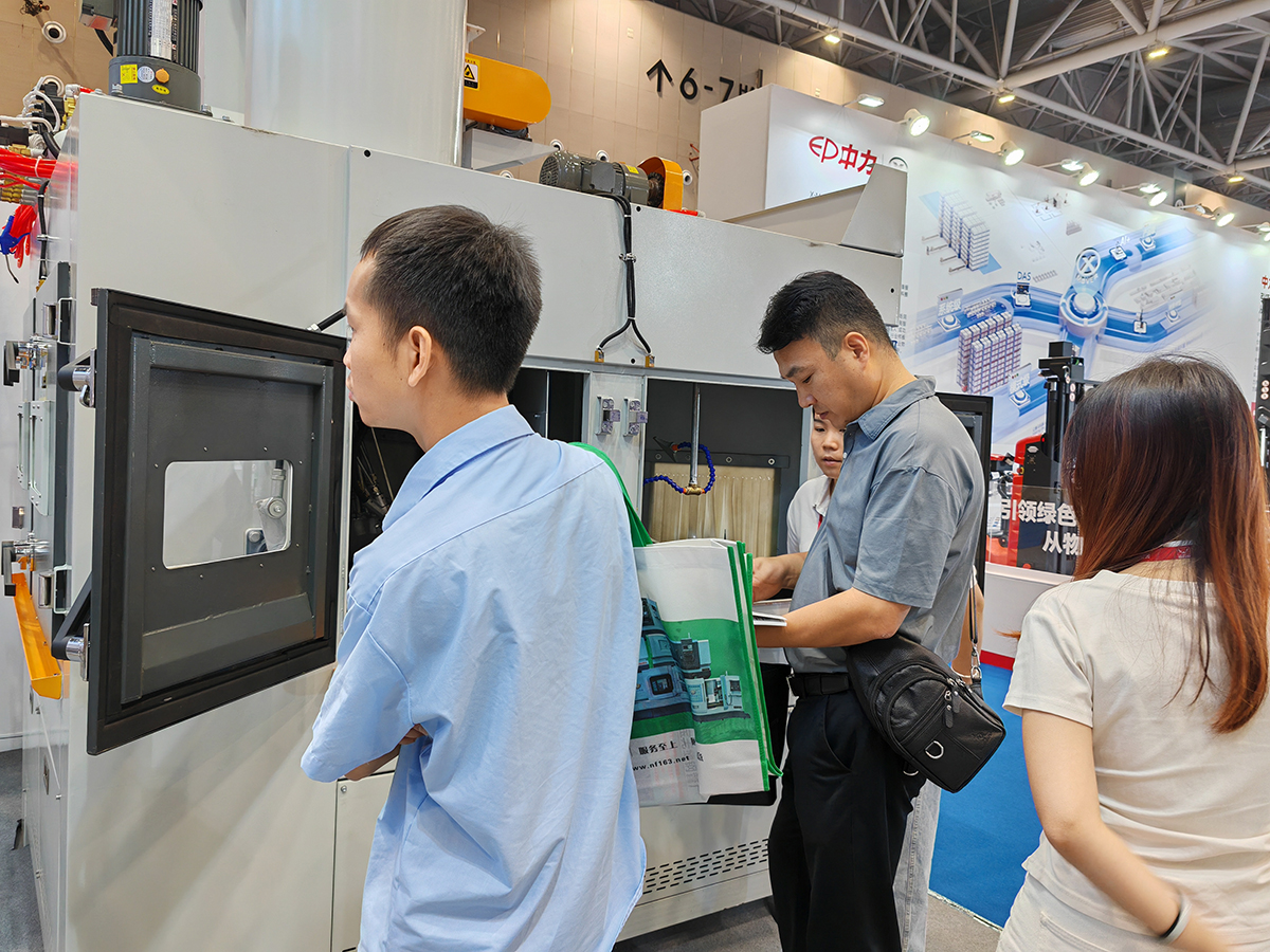 7909b754e4fa25a146c7b420684cb63f 7909b754e4fa25a146c7b420684cb63f